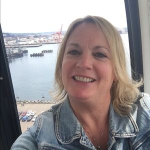 Meet your Posher, Christina